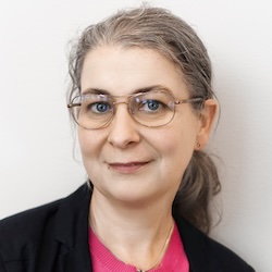Annette Hultaker