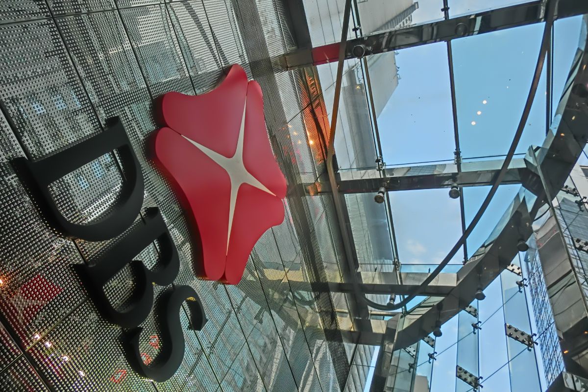 Designing a Future-Ready Enterprise: The Digital Transformation of DBS Bank