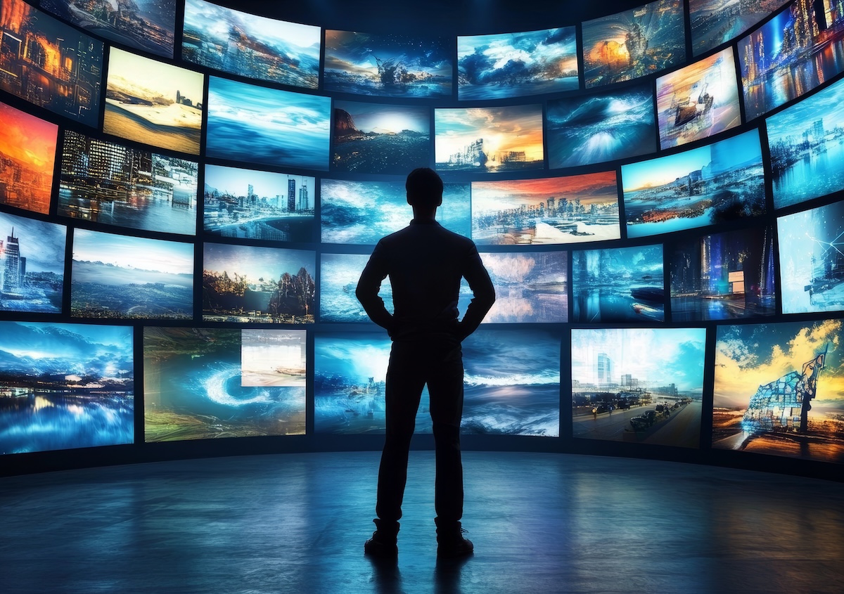 Exploring Generative AI’s Role in Digital Advertisement Creation