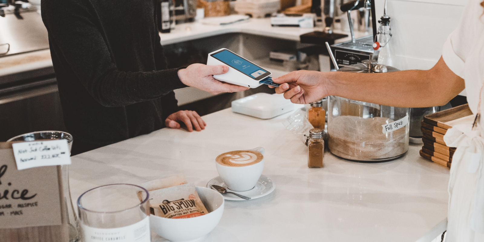 MasterCard vs. Visa: The Fight for Mobile Payments